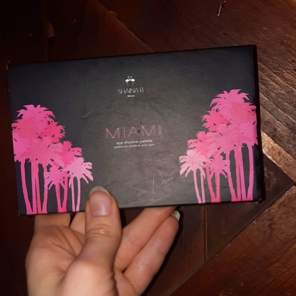 🍀3/15 🆕️ Maimi Mini Eyeshadow Palette